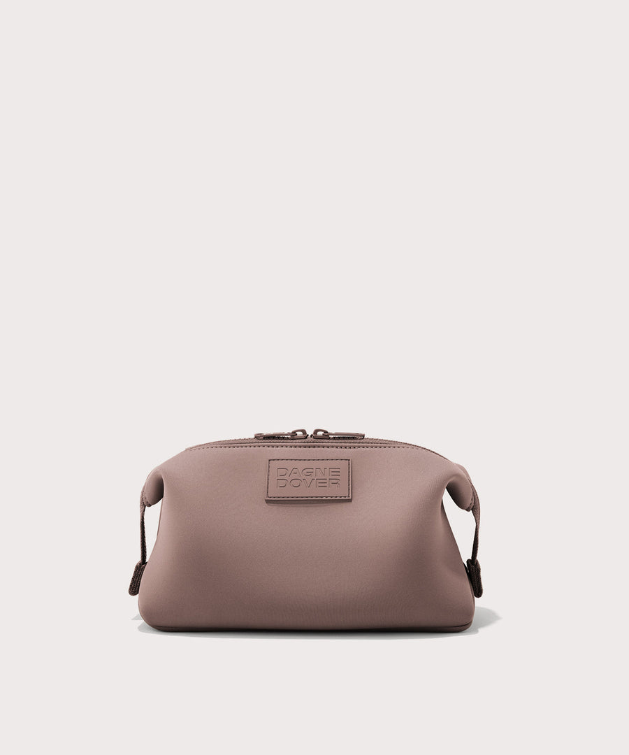 Hunter Toiletry Bag in Dune, Large